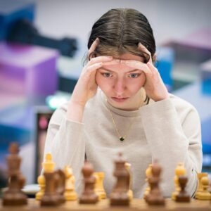an interview with dutch chess prodigies eline roebers and machteld van foreest